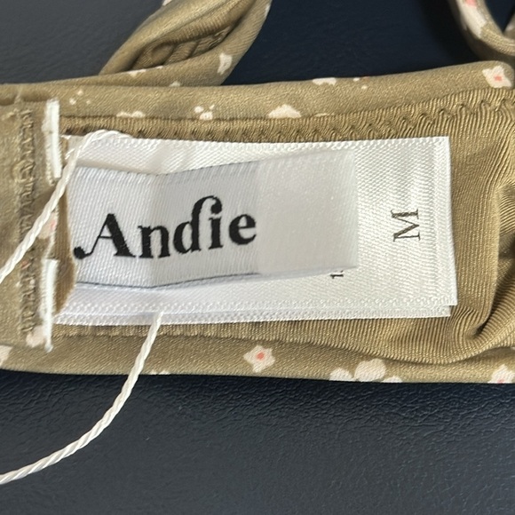 Andie Bikini Top M Olive Ditsy Floral Bora Bora NWT Convertible Straps 7765 - Picture 13 of 16